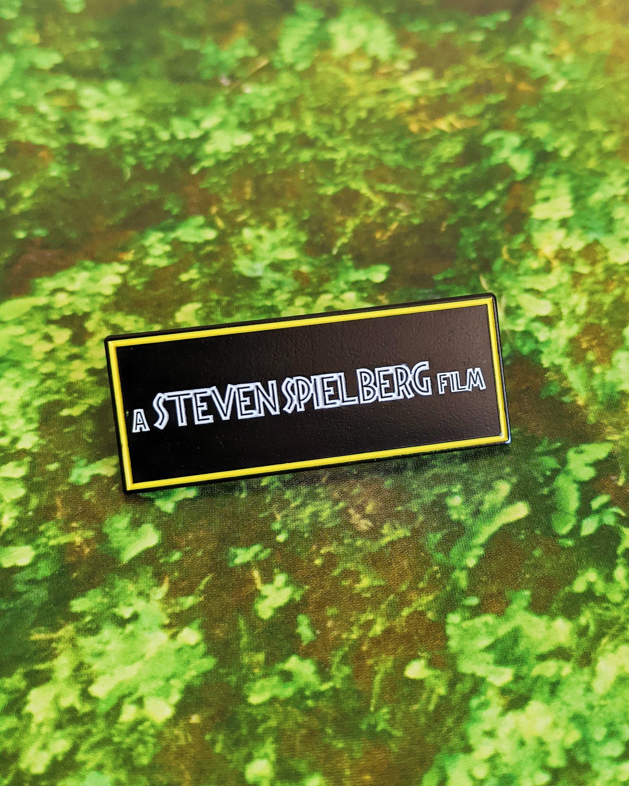 The King of Entertainment Pin